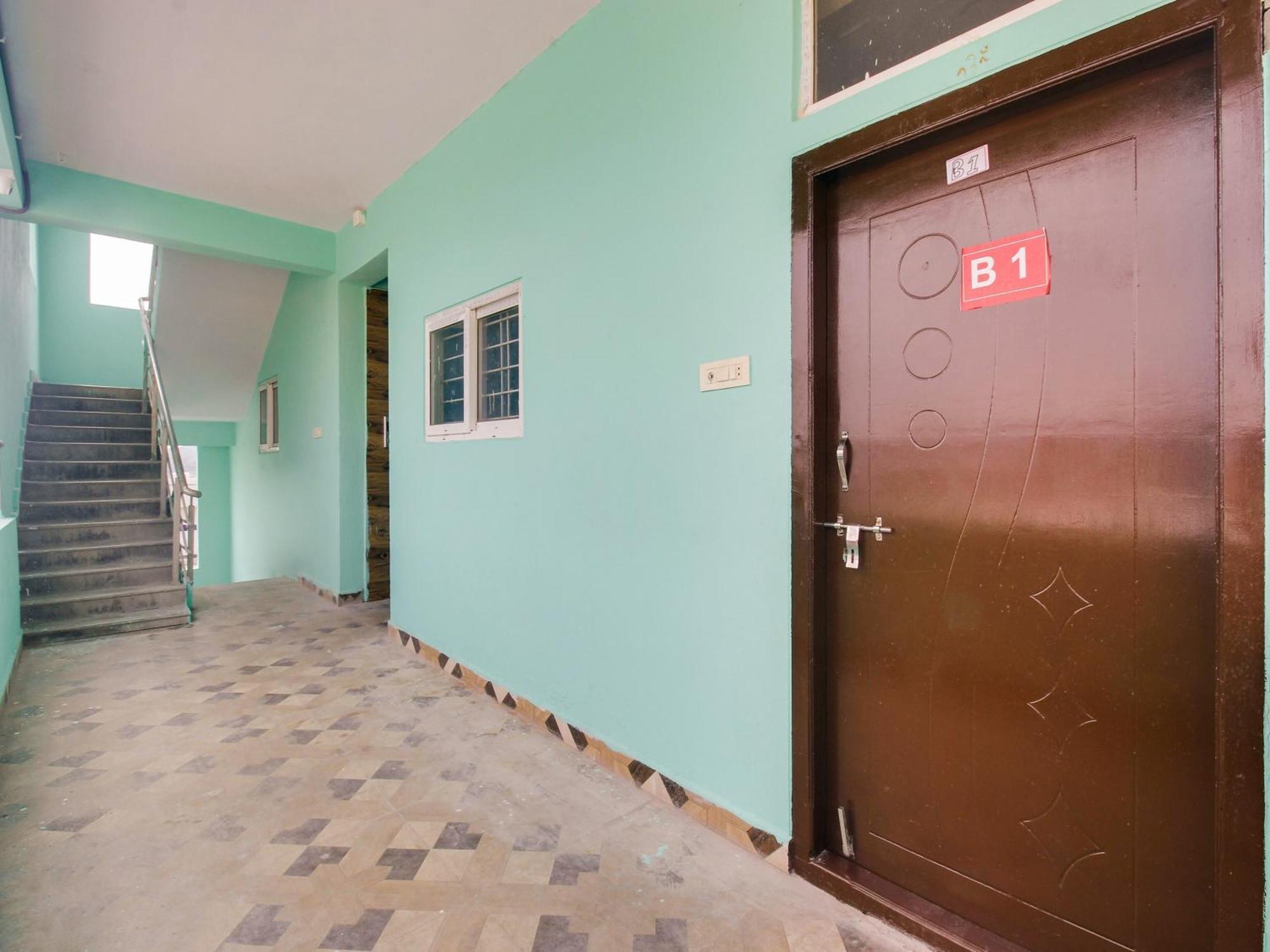 Hotel O R.J.International Pedda Ambarpet Dış mekan fotoğraf